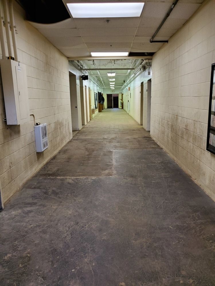 306 Jefferson St , Newell, WV 26050